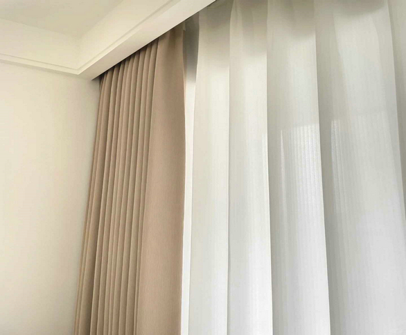 龙发装饰装修细节：选用窗帘盒保障你的睡眠.jpg